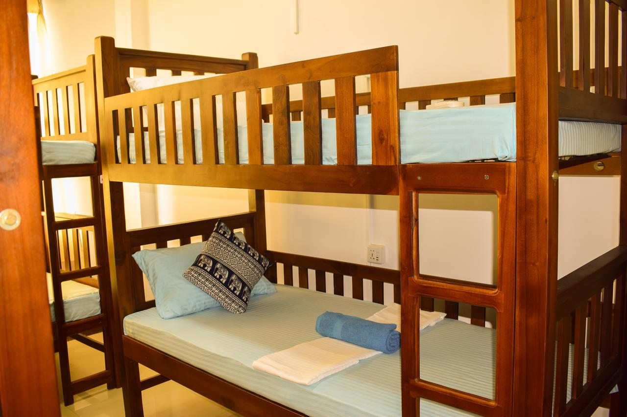 Port View Hostel โคลอมโบ ภายนอก รูปภาพ